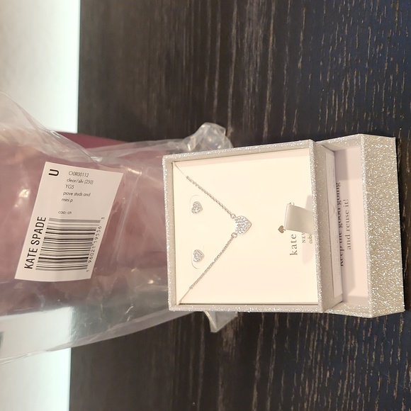 NWT Kate Spade Earring and Necklace Set - Picture 6 of 8